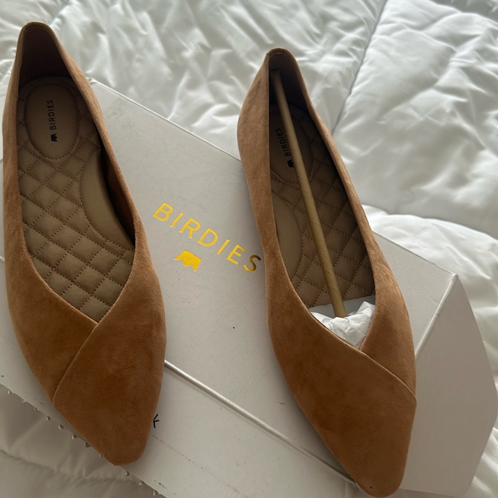 Birdies size 8.5 and in goldfinch.  Brand new in box and never worn.